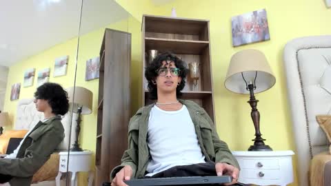 Snapshot of andyxibrat chatting on December 2025 07:30:02 PM andyxibrat online show from December 2025 07:30:02 PM