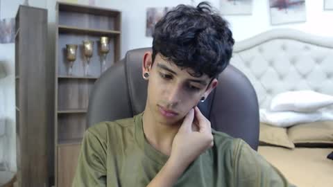andyxibrat online show from May 2026 06:57:01 PM