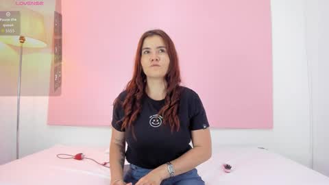 Snapshot of andyylove_jk chatting on October 2025 11:43:01 AM Andy online show from October 2025 11:43:01 AM