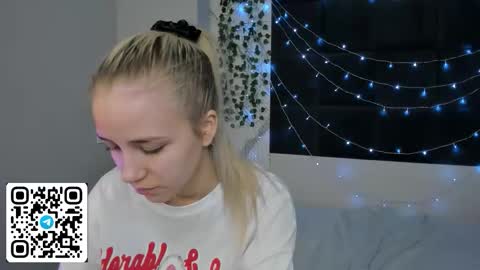 Anelly online show from March 2026 10:21:01 AM