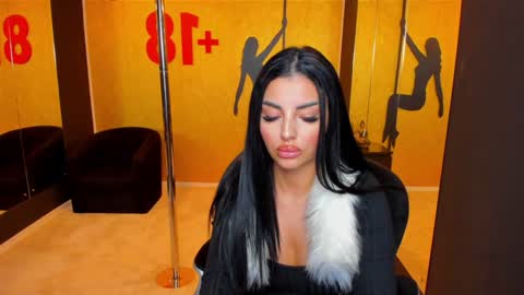 Snapshot of anemariejolie chatting on January 2025 09:55:02 PM Anne online show from January 2025 09:55:02 PM