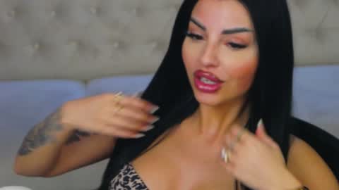 Snapshot of anemariejolie chatting on January 2025 07:37:01 PM Anne online show from January 2025 07:37:01 PM