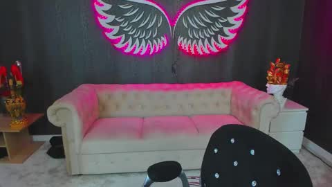 Snapshot of anemariejolie chatting on September 2025 04:23:02 PM Anne online show from September 2025 04:23:02 PM