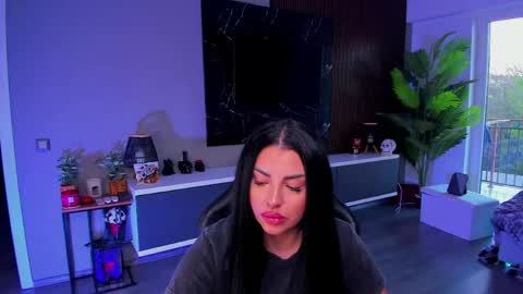 Anne online show from April 2026 04:26:01 PM