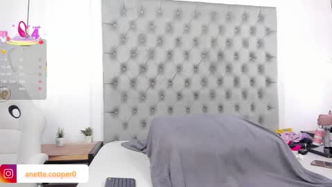 anette_cooper online show from September 2025 04:06:02 AM