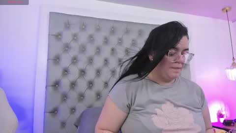 anette_cooper online show from June 2026 04:02:02 AM