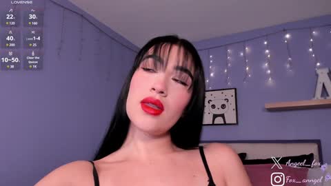 Snapshot of angeel_fox chatting on February 2025 12:02:02 PM Angel online show from February 2025 12:02:02 PM