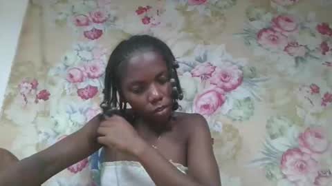 Snapshot of angeeliine chatting on March 2026 02:04:02 AM angeeliine online show from March 2026 02:04:02 AM