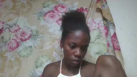 Snapshot of angeeliine chatting on March 2026 08:40:01 AM angeeliine online show from March 2026 08:40:01 AM