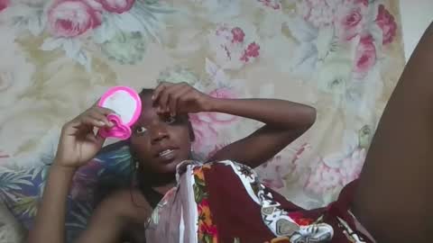 Snapshot of angeeliine chatting on March 2026 07:03:01 AM angeeliine online show from March 2026 07:03:01 AM