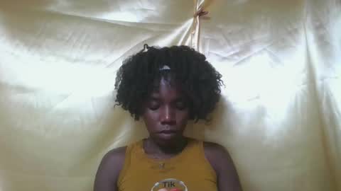 Snapshot of angeeliine chatting on April 2026 06:49:02 PM angeeliine online show from April 2026 06:49:02 PM