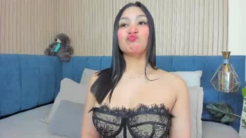 angel__ponce online show from June 2026 07:11:01 PM