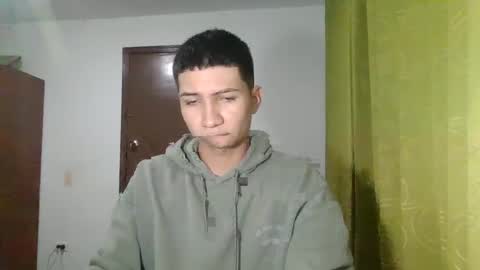 angel_ale online show from December 2024 11:46:02 PM