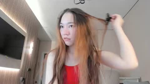 Snapshot of angel_cakee chatting on June 2026 01:44:02 PM Luluu Chu online show from June 2026 01:44:02 PM