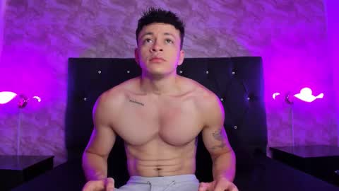 Angel Cuervo online show from October 2025 12:46:01 PM