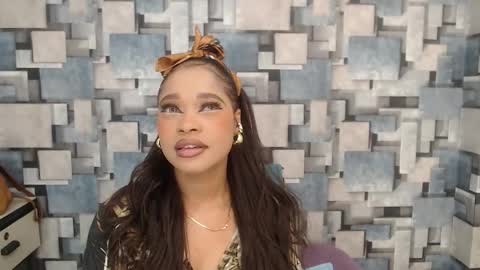 Snapshot of angel_dthroat chatting on December 2025 12:10:01 PM ANGHEL online show from December 2025 12:10:01 PM