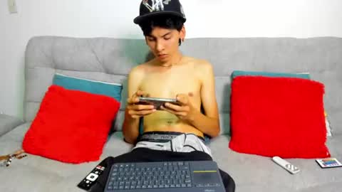Snapshot of angel_dustt1 chatting on June 2026 09:30:01 PM angel_dustt1 online show from June 2026 09:30:01 PM