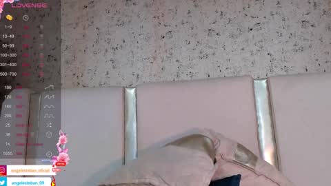 Snapshot of angel_esteban_fx chatting on March 2025 10:24:02 AM ngel Esteban online show from March 2025 10:24:02 AM