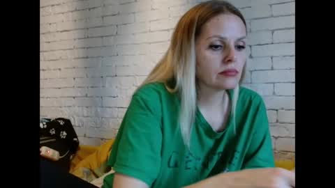 Snapshot of angel_girllovemy chatting on December 2025 10:53:02 AM ANGEL online show from December 2025 10:53:02 AM