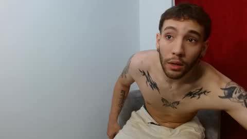 Snapshot of angel_kyrozz chatting on October 2025 03:04:02 AM angel_kyrozz online show from October 2025 03:04:02 AM