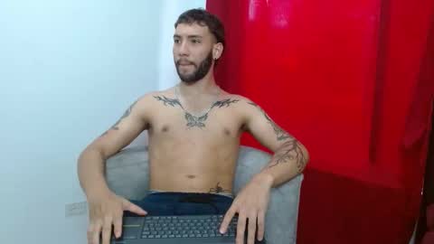 Snapshot of angel_kyrozz chatting on October 2025 07:14:02 PM angel_kyrozz online show from October 2025 07:14:02 PM