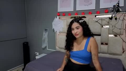 Snapshot of angel_lovv chatting on September 2025 07:41:01 PM angel_lovv online show from September 2025 07:41:01 PM