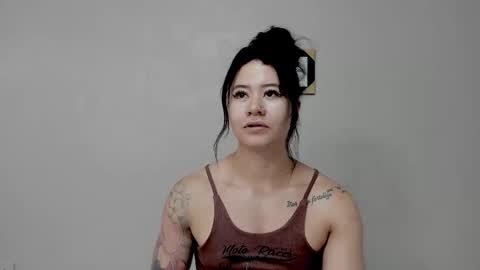 Angel online show from October 2025 03:52:01 PM