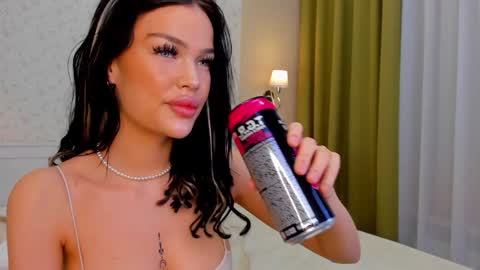 Snapshot of angel_sapphire_ chatting on December 2024 12:11:02 PM Angel My schedule GTM2 Mon Tue Wen Thu Fri 0900am-0400pm online show from December 2024 12:11:02 PM