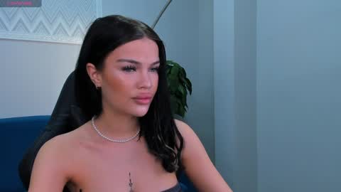 Snapshot of angel_sapphire_ chatting on December 2024 09:01:01 AM Angel My schedule GTM2 Mon Tue Wen Thu Fri 0900am-0400pm online show from December 2024 09:01:01 AM