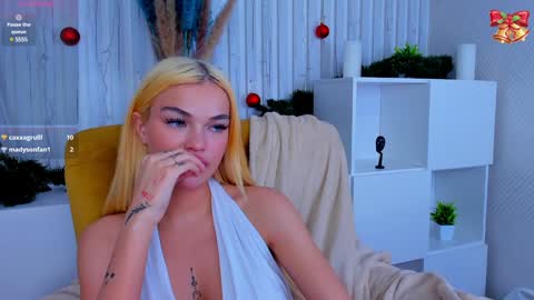 Snapshot of angel_sapphire_ chatting on January 2025 03:14:02 PM Angel My schedule GTM2 Mon Tue Wen Thu Fri 0900am-0400pm online show from January 2025 03:14:02 PM