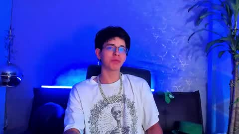 angel_scott2 online show from March 2026 11:25:01 AM