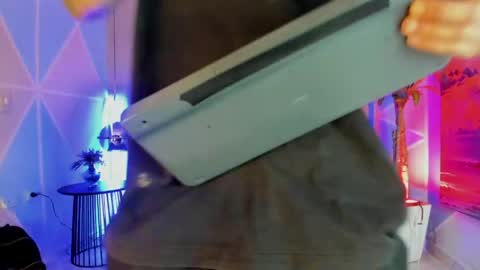 angel_scott2 online show from April 2026 11:13:02 PM