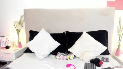 angel_velvet_ online show from May 2026 01:56:01 AM