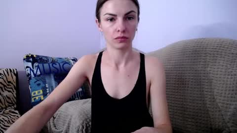 Snapshot of angel_zoe77 chatting on December 2024 08:36:02 AM Zoe online show from December 2024 08:36:02 AM
