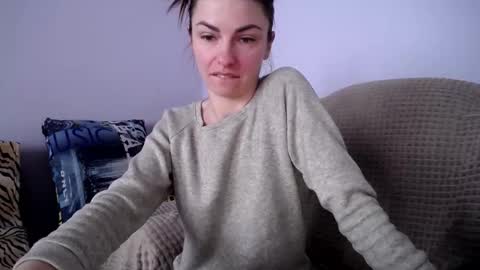 Snapshot of angel_zoe77 chatting on February 2026 10:11:01 AM Zoe online show from February 2026 10:11:01 AM