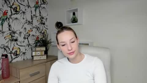 Angela online show from March 2026 06:41:01 AM