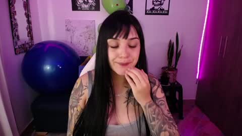 Angela online show from April 2026 12:50:01 AM