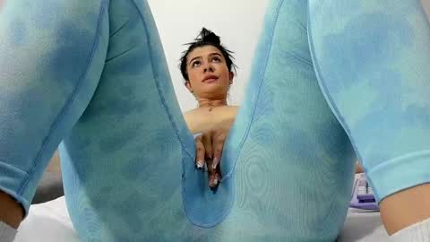 Angela online show from December 2024 06:33:01 PM