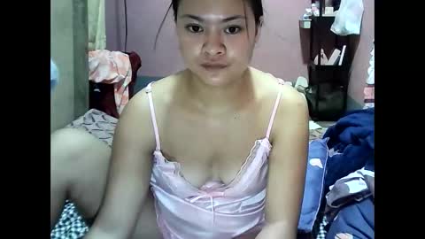 angela_rose12345 online show from April 2026 12:59:01 PM