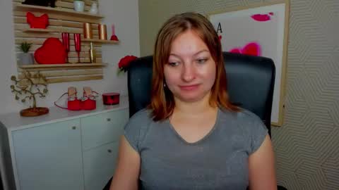 Angela online show from May 2026 05:35:02 AM