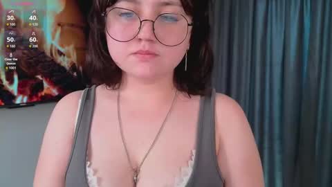 Snapshot of angela_warner chatting on September 2025 06:11:02 PM Maria online show from September 2025 06:11:02 PM