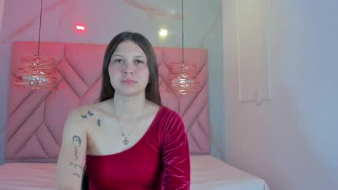 Snapshot of angelaa_cute chatting on May 2026 12:11:01 PM ANGELA online show from May 2026 12:11:01 PM