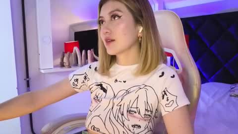 Snapshot of angelacastle chatting on February 2026 06:20:02 PM Angela Castle online show from February 2026 06:20:02 PM