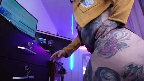 Snapshot of angelacianuro_ chatting on February 2025 01:45:02 AM angelacianuro_ online show from February 2025 01:45:02 AM
