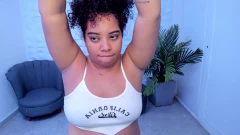 Angela online show from February 2025 10:17:02 AM