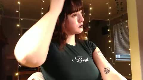 Snapshot of angelalice555 chatting on May 2026 12:16:02 AM angelalice555 online show from May 2026 12:16:02 AM
