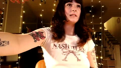 Snapshot of angelalice555 chatting on June 2026 03:42:02 AM angelalice555 online show from June 2026 03:42:02 AM