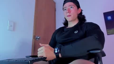 Snapshot of angelbennet_ chatting on October 2025 10:21:02 PM Angel Bennet online show from October 2025 10:21:02 PM