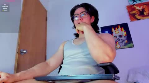 Snapshot of angelbennet_ chatting on November 2025 10:23:01 PM Angel Bennet online show from November 2025 10:23:01 PM