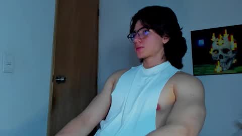 Snapshot of angelbennet_ chatting on November 2025 10:41:01 PM Angel Bennet online show from November 2025 10:41:01 PM